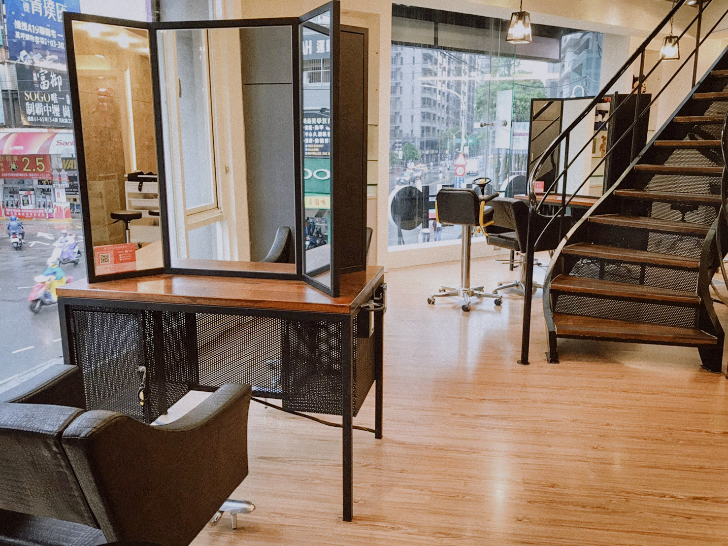 OHHO Hair Salon 中壢SOGO店